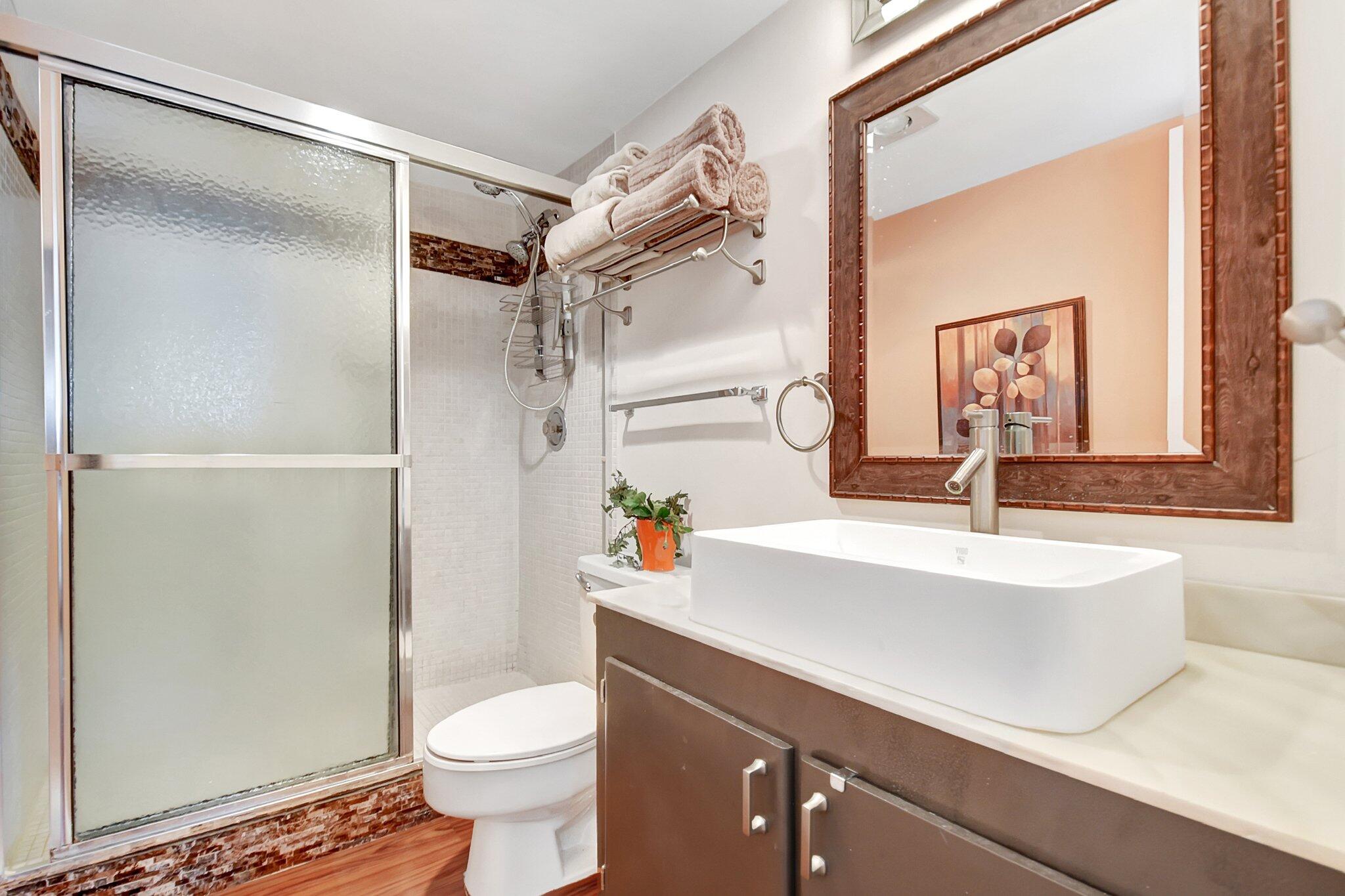 FOUNTAINS OF PALM BEACH CONDO 7 - Residential