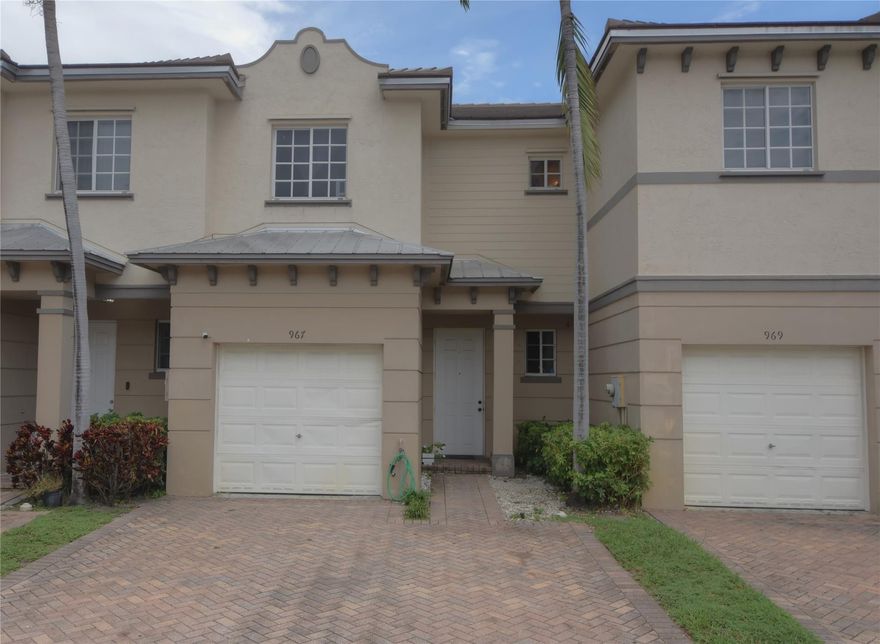FANTASTIC FIND IN RIVIERA BEACH. GATED TOWNHOUSE. SUPER CLEAN. WATER VIEW. EXCELLENT LOCATION AND CONDITION OF PROEPRTY. ONE CAR GARAGE. LAUNDRY IN GARAGE. PROPERTY HAS A DEN WHICH IS BEING USED AS A BEDROOM.