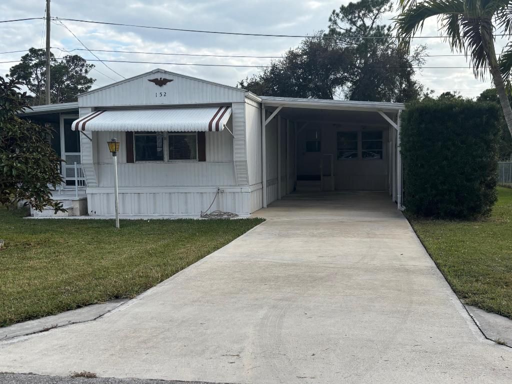 Photo of 152 NE 15th Terrace, Stuart, FL 34994 (MLS # R11154057)