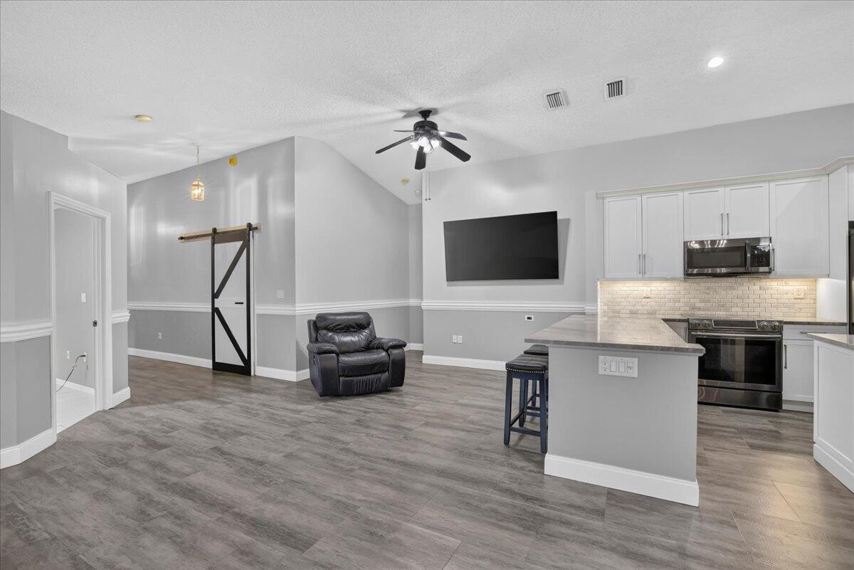 5435 NW 50th Court