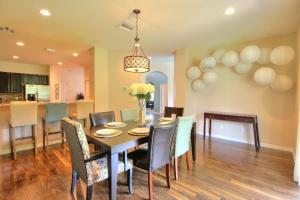 LYONS RANCHES - Residential