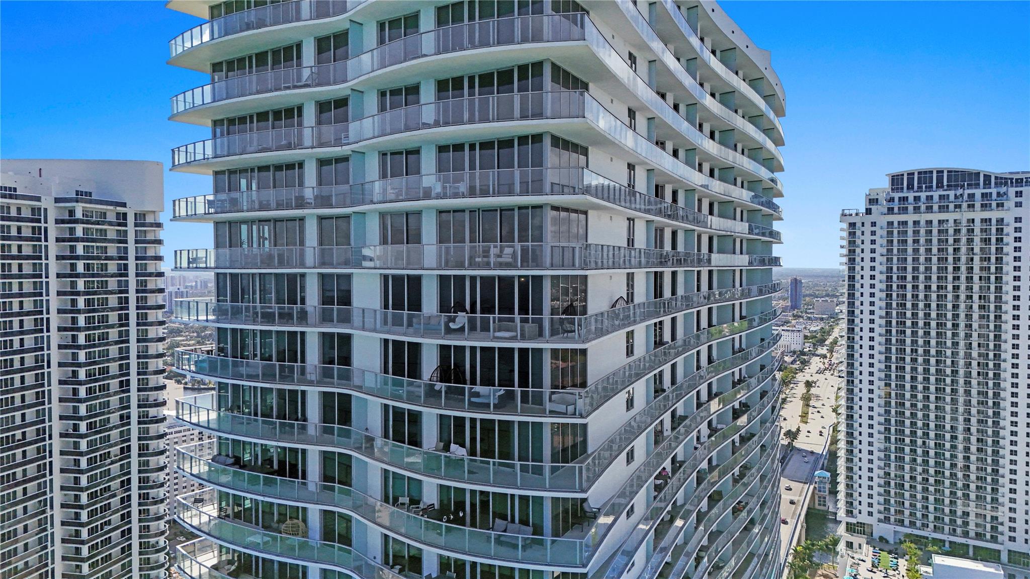 Lyfe Beach Resort - Residential