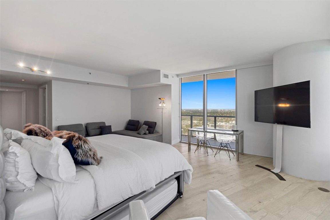 Lyfe Beach Resort - Residential