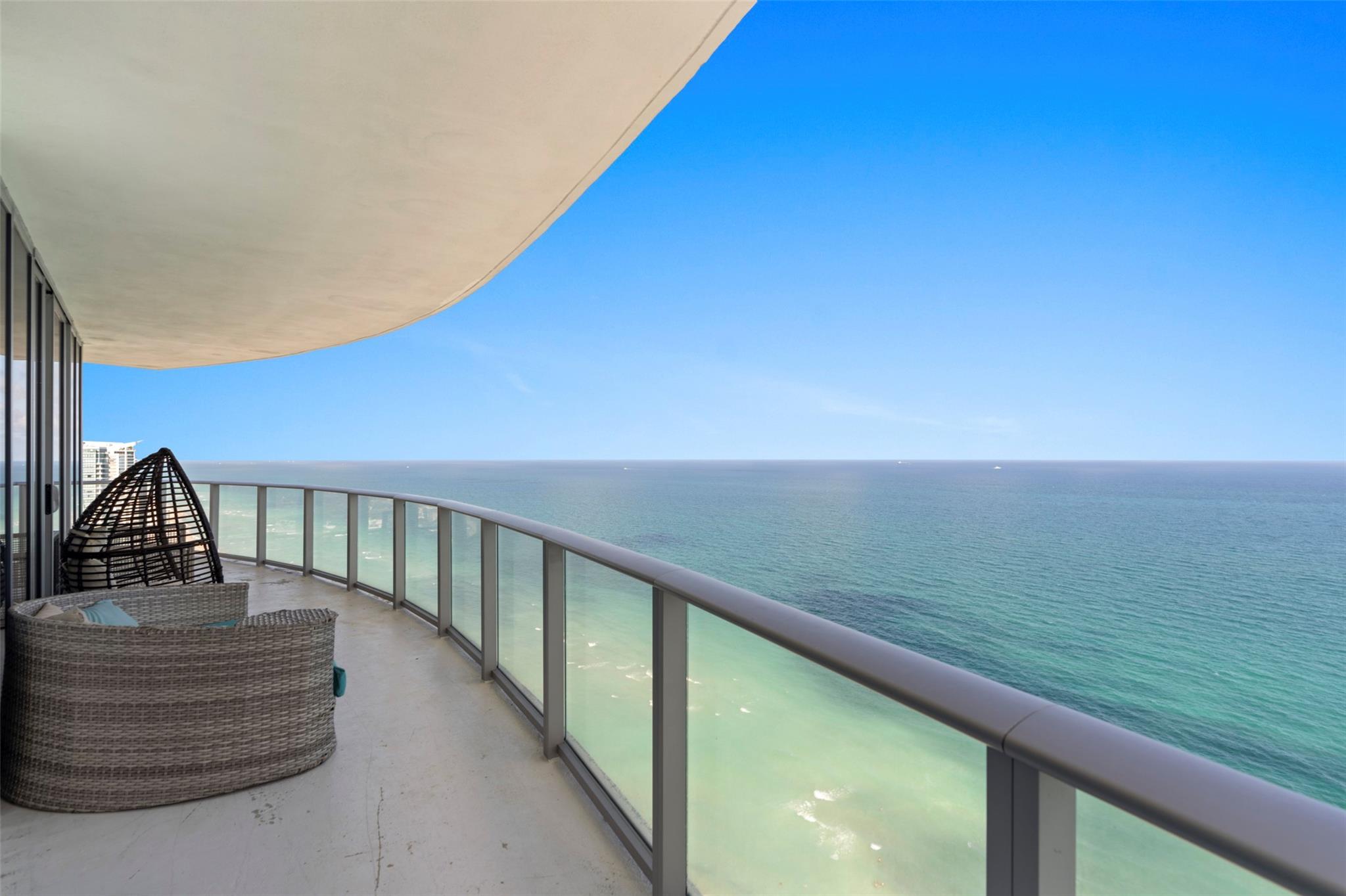 Lyfe Beach Resort - Residential