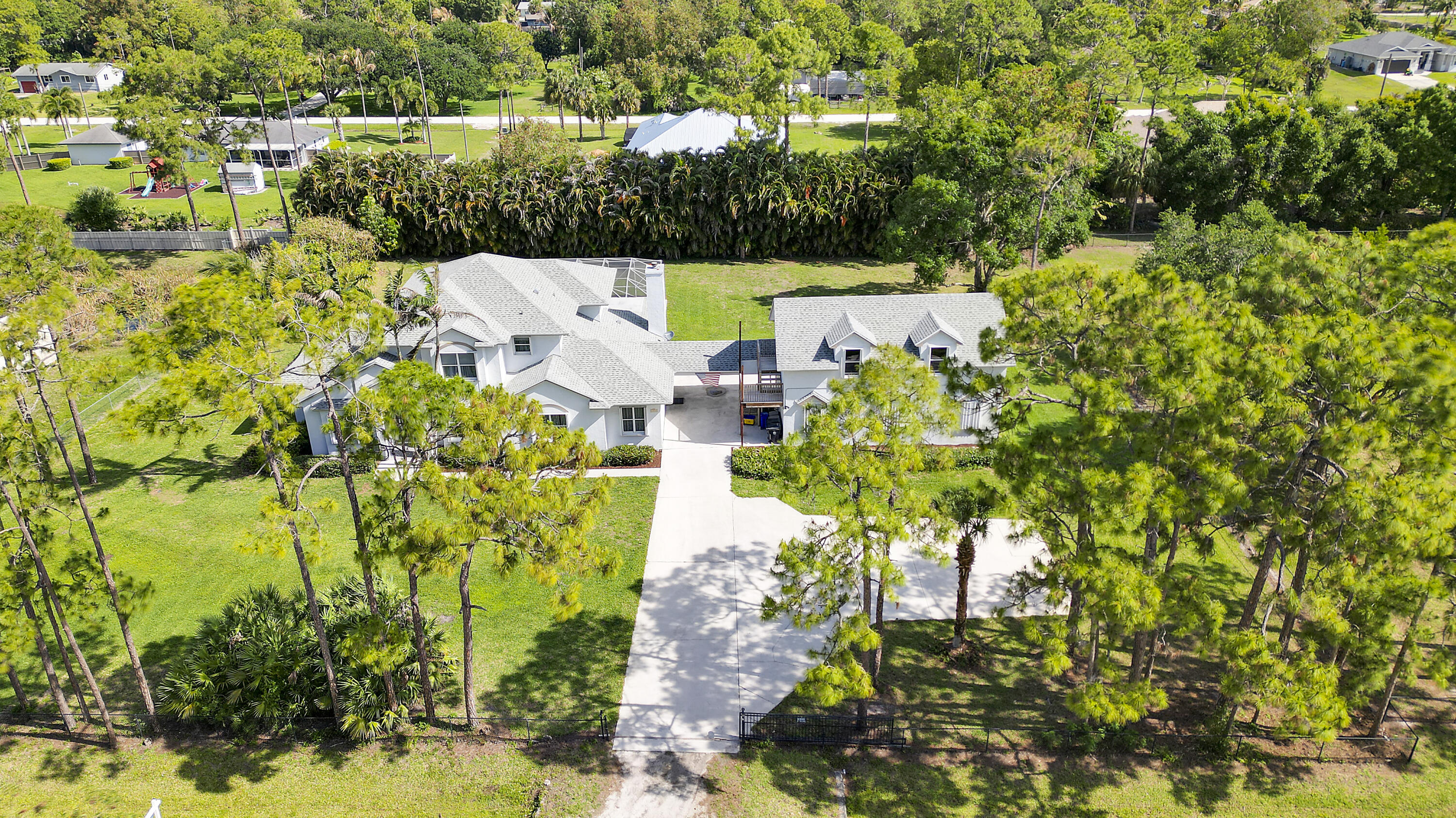 The Acreage - Residential