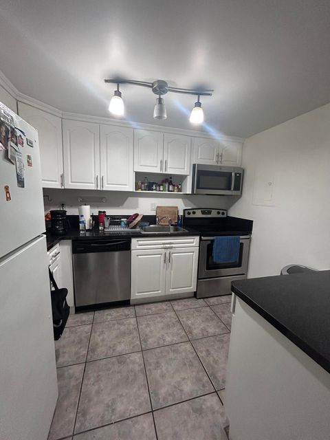 Tiny photo for 7300 NW 17th Street #121, Plantation, FL 33313 (MLS # B26026266)