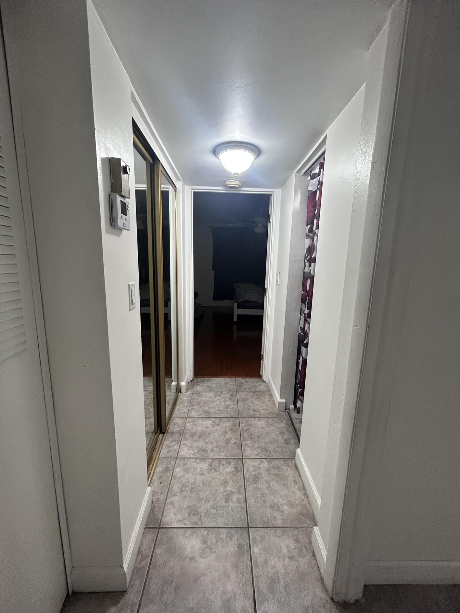 OMEGA CONDO NO 4 - Residential
