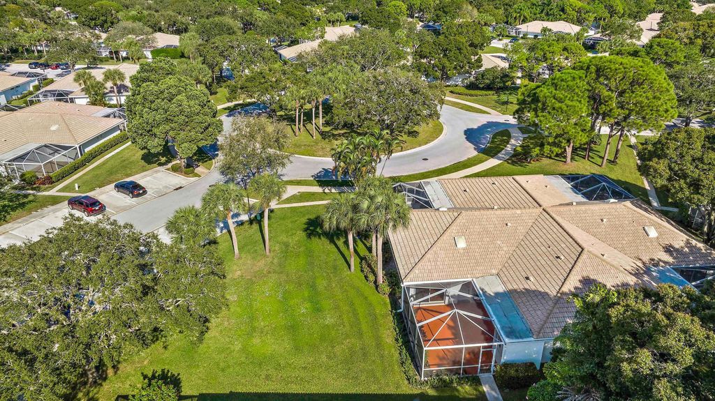 Photo of 7801 Geminata Oak Court, Palm Beach Gardens, FL 33410 (MLS # R10936185)