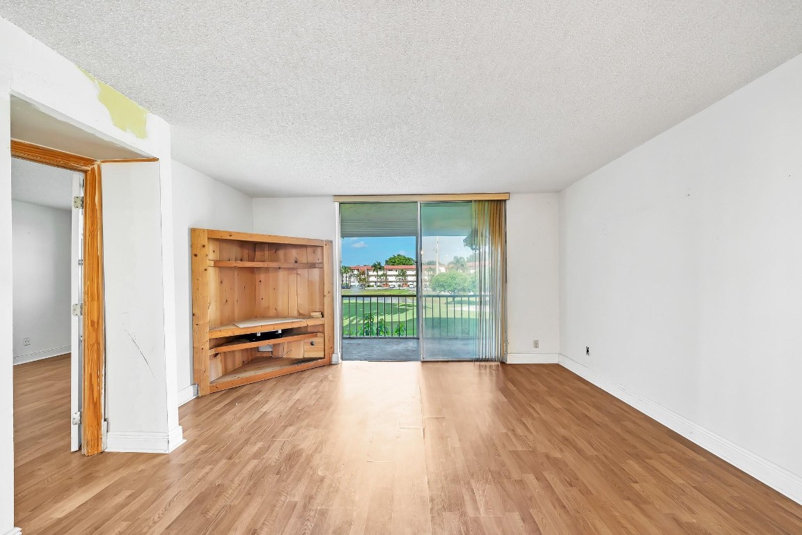 Hollybrook Golf and Tenni - Residential