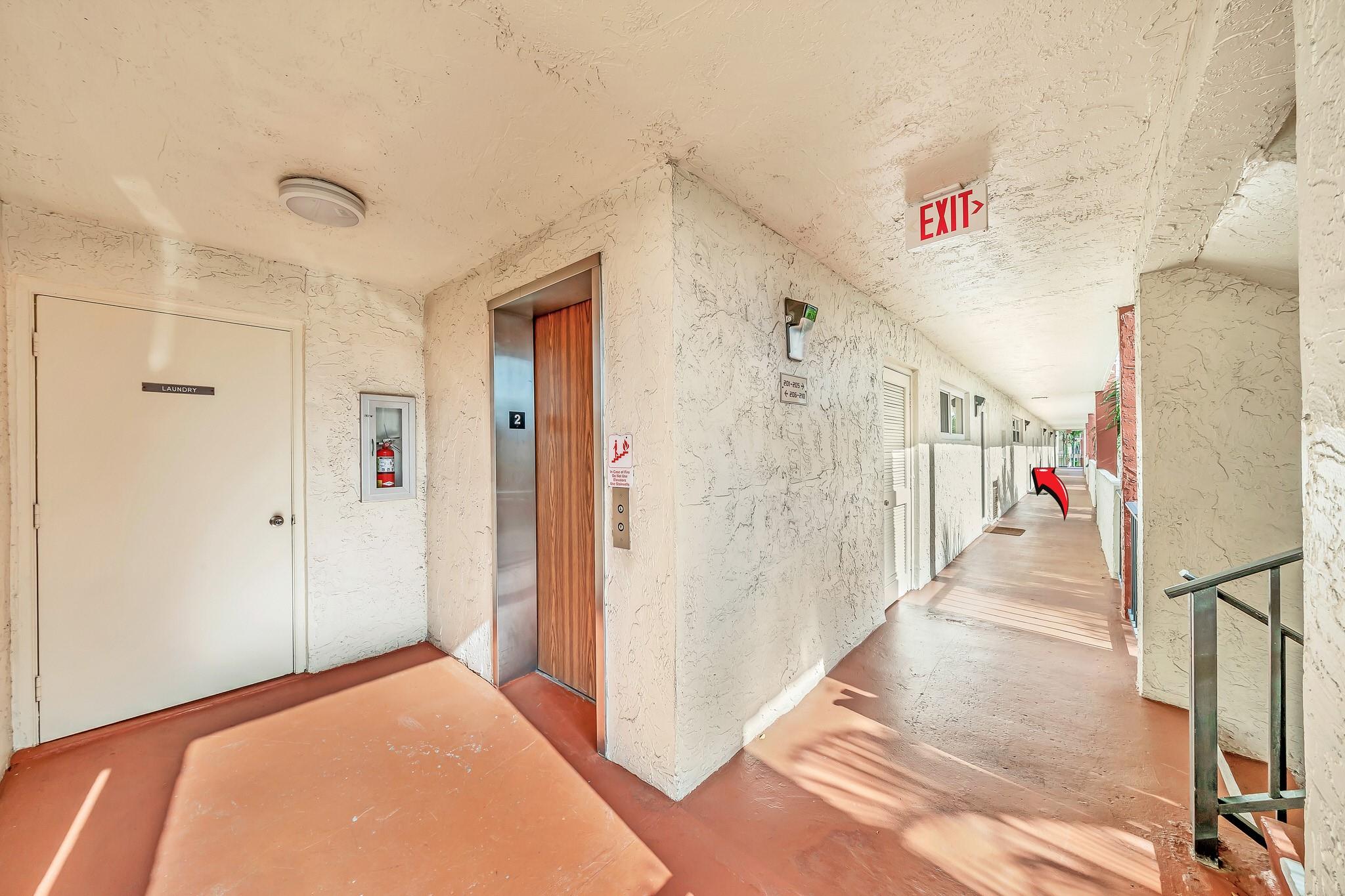 8980 S Hollybrook Blvd 204