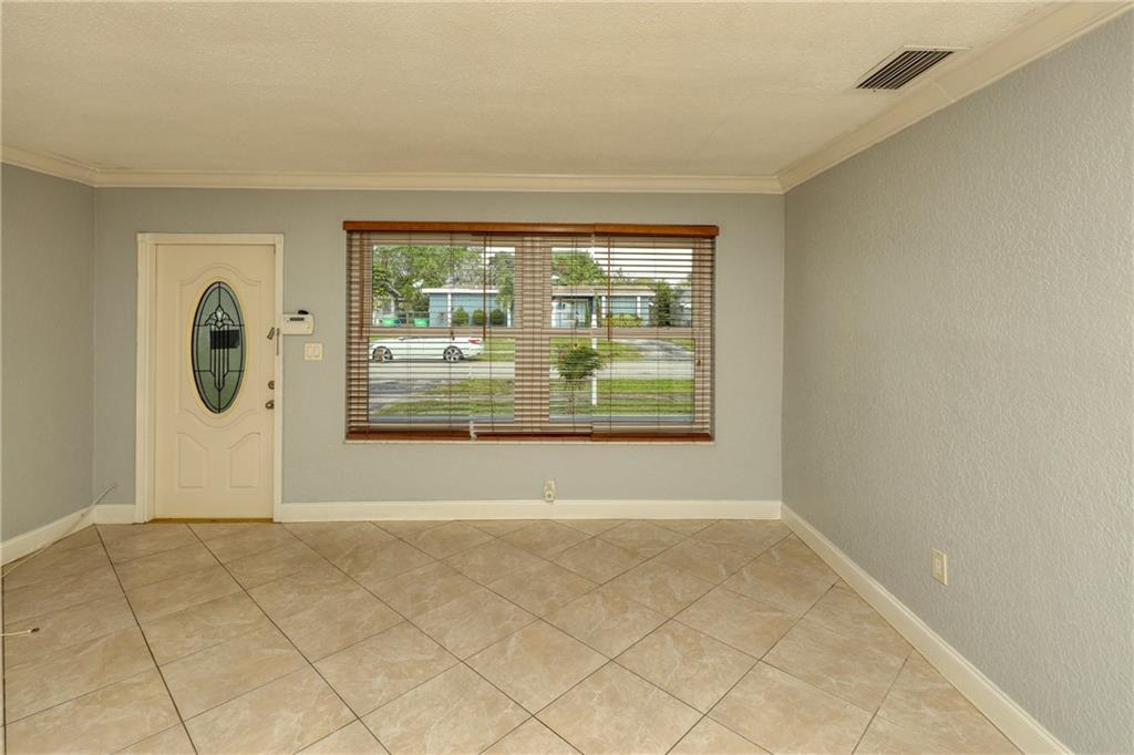 Sunrise Golf Village Sec - Residential