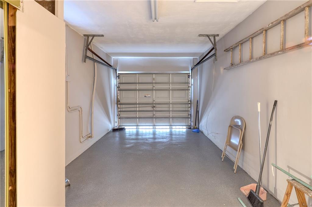 Sunrise Golf Village Sec - Residential