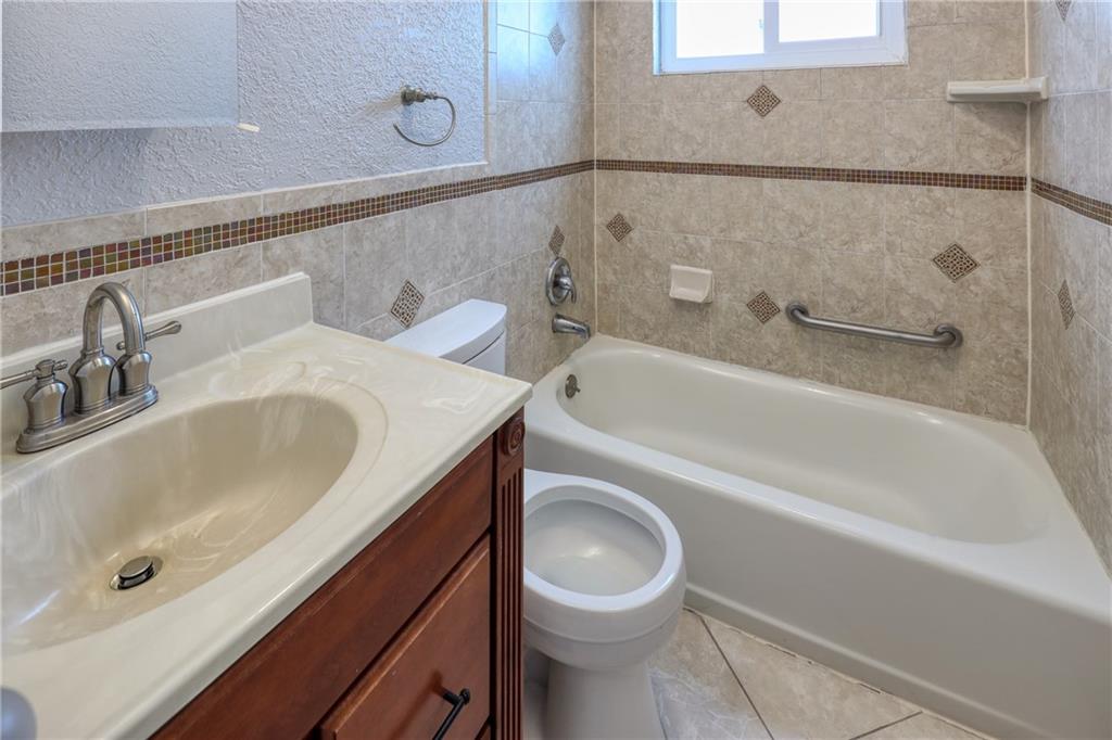 Sunrise Golf Village Sec - Residential