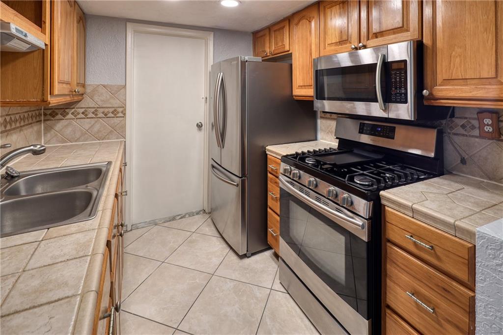 Sunrise Golf Village Sec - Residential