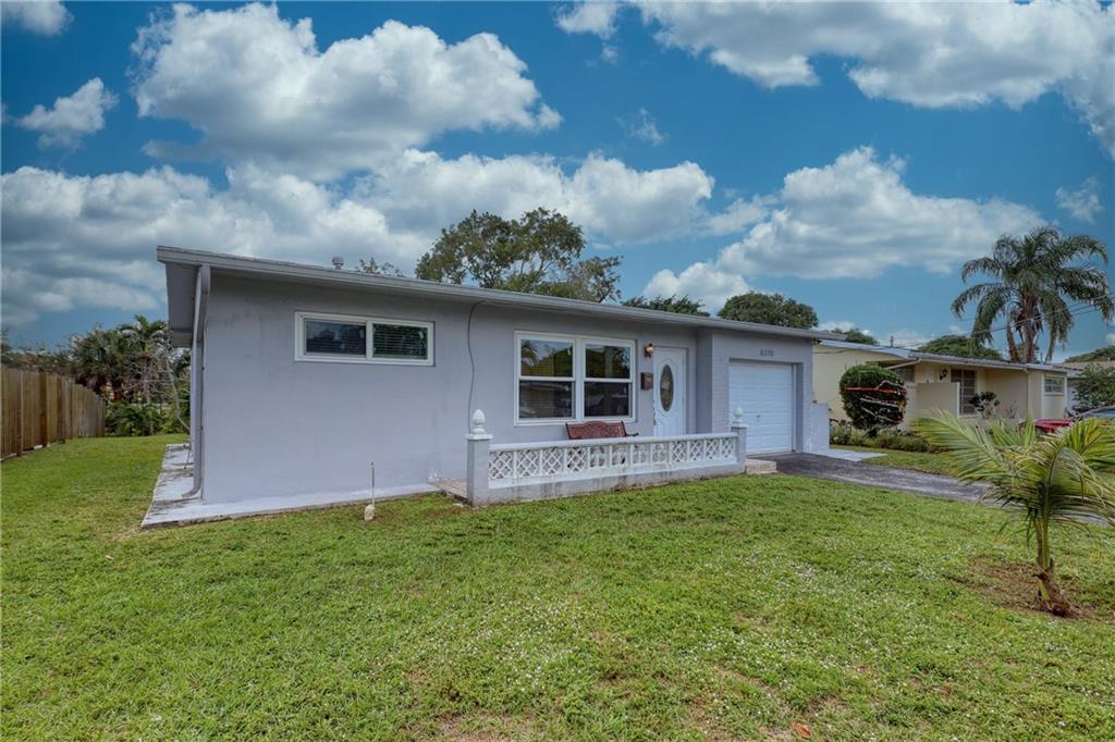 Sunrise Golf Village Sec - Residential