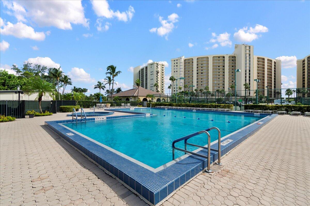 Ocean Trail - Residential