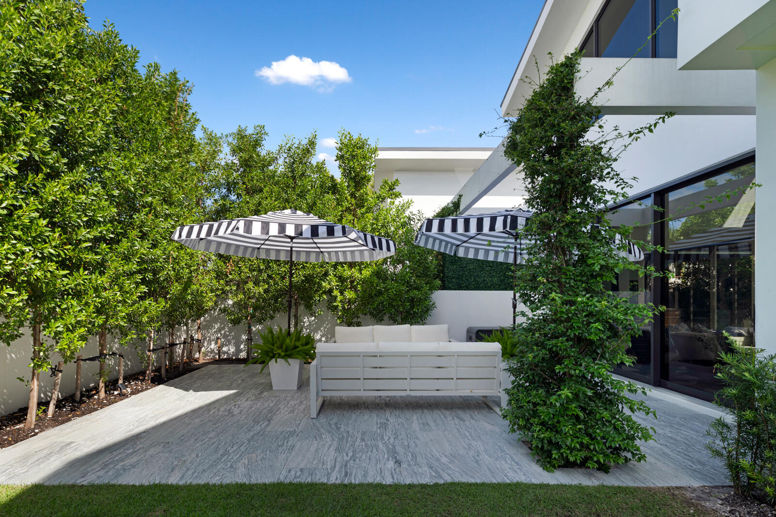 Worth Court WPB 1st Add In - Residential