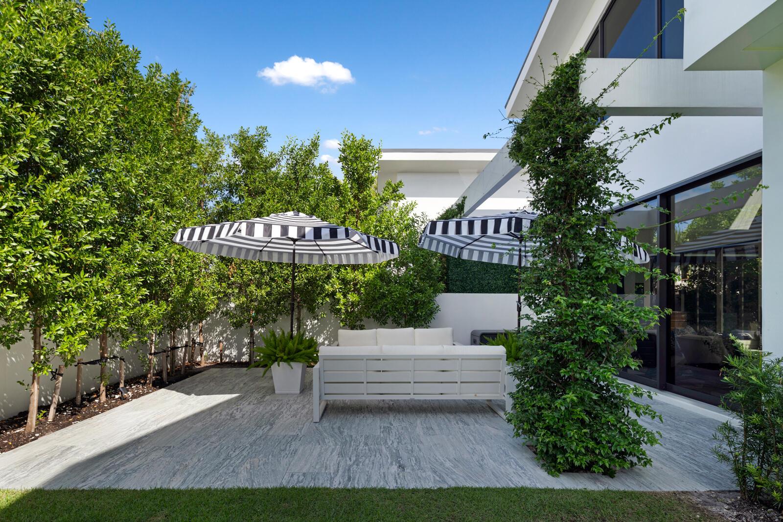 Worth Court WPB 1st Add I - Residential