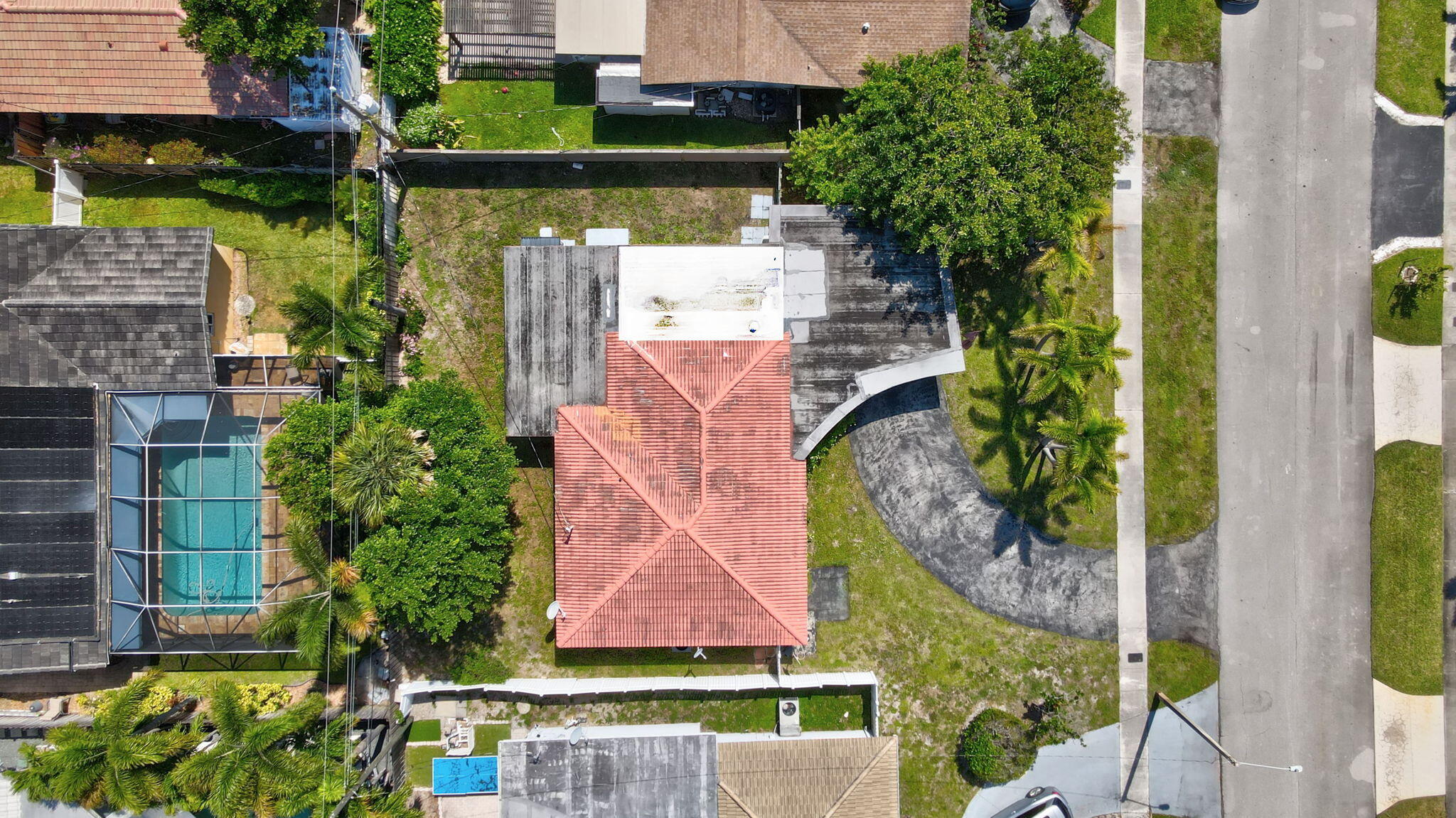 IMPERIAL POINT 1 SEC - Residential
