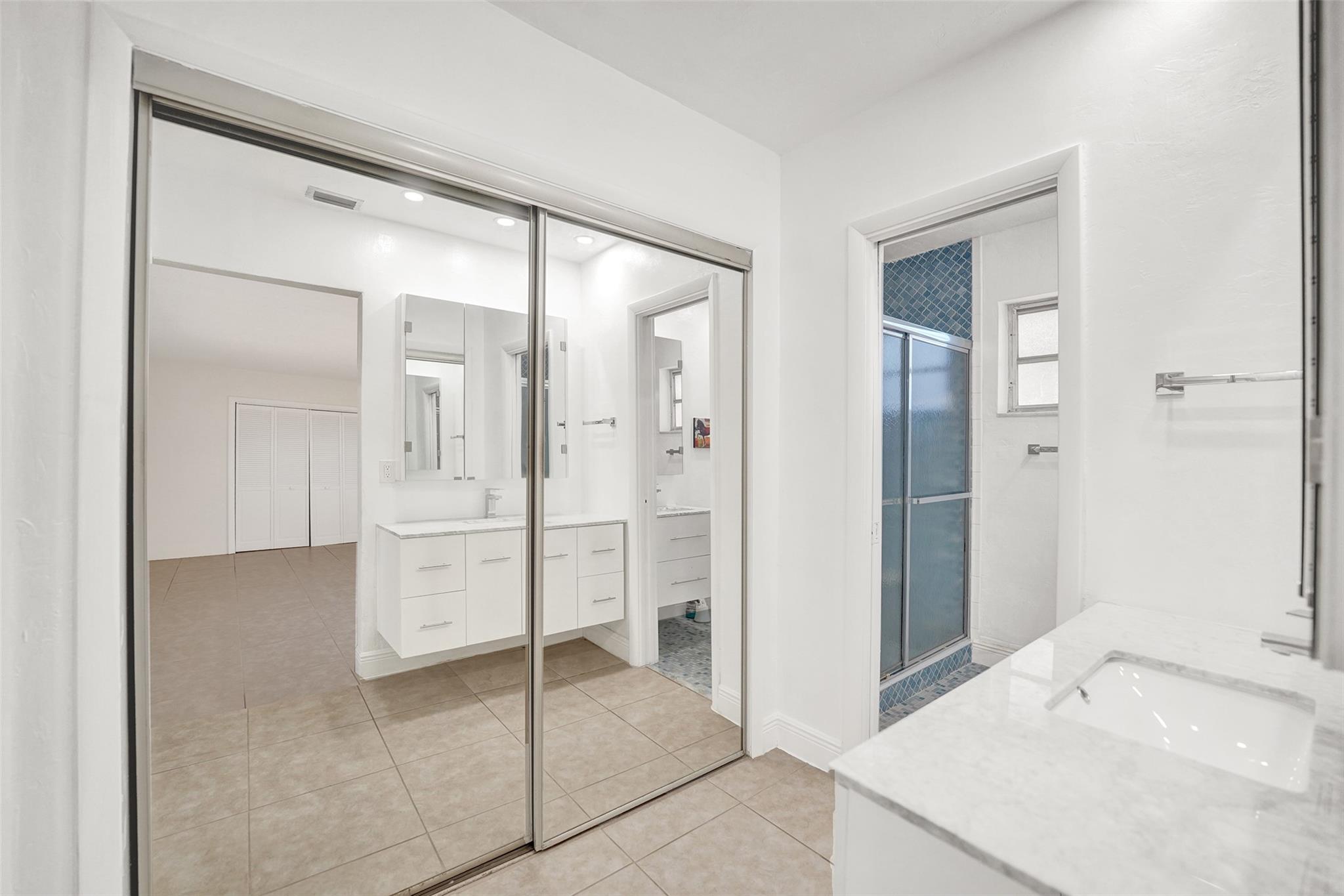 Everglade Land Sales Co S - Residential