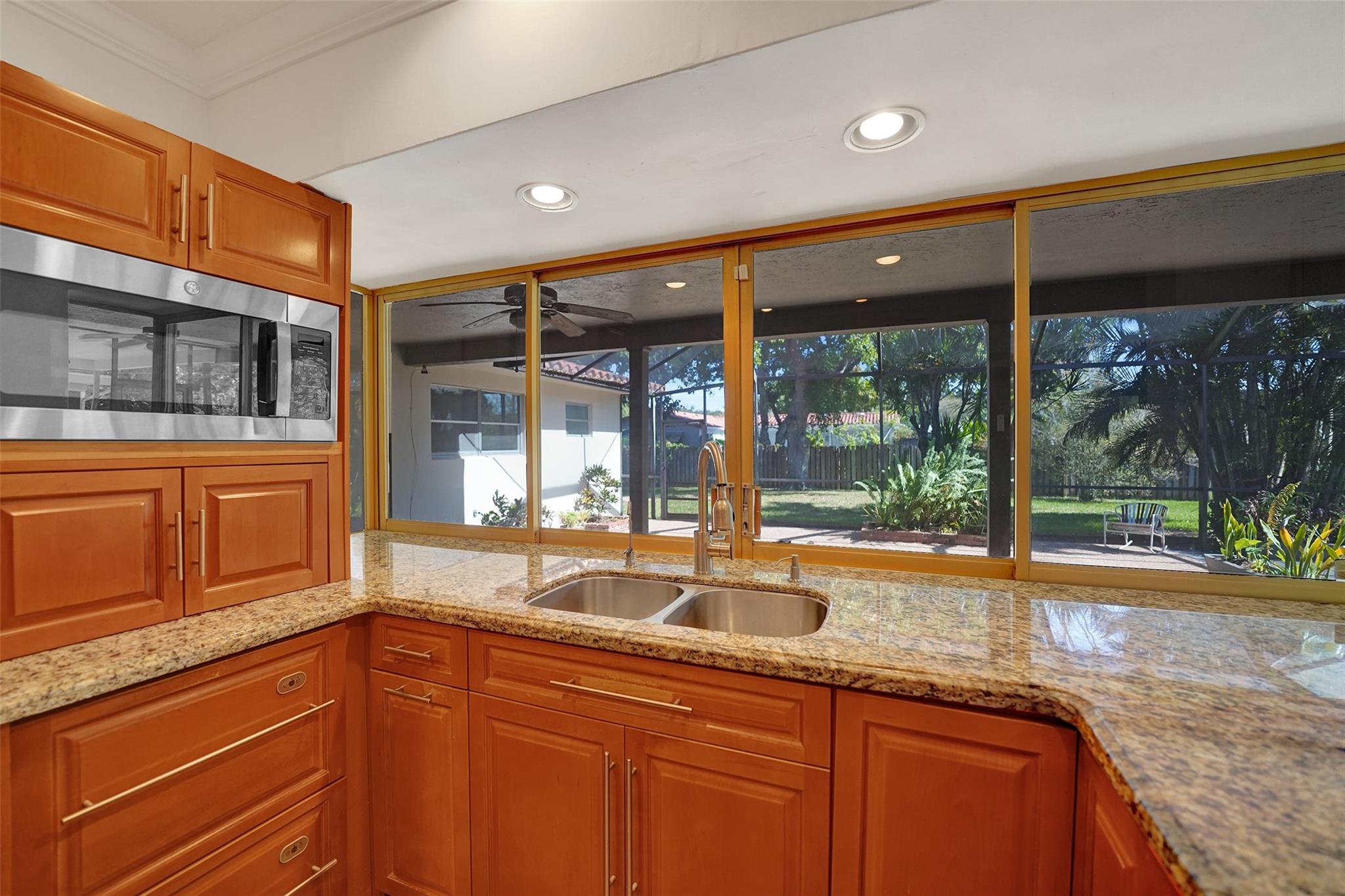 Everglade Land Sales Co S - Residential