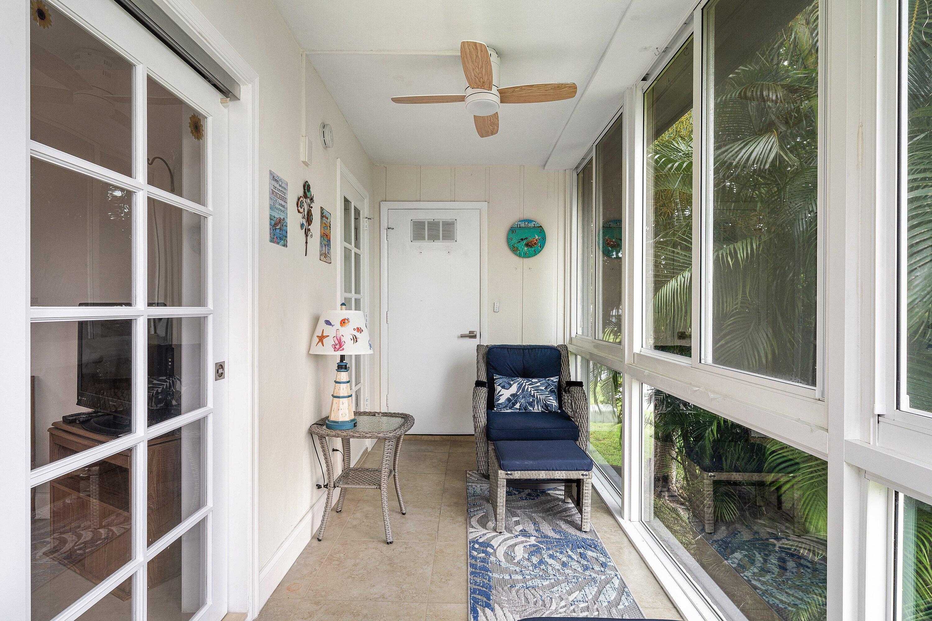 KINGS POINT BURGUNDY COND - Residential