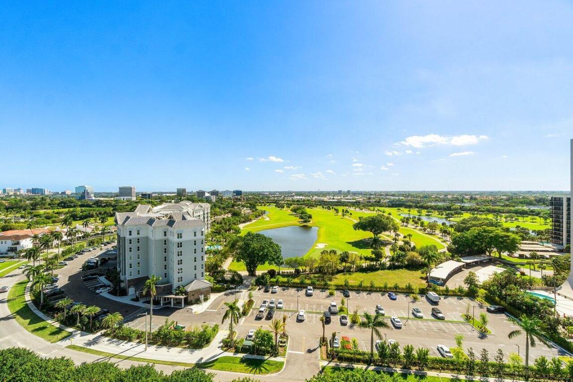 LANDS OF THE PRESIDENT CONDO 3 - Residential