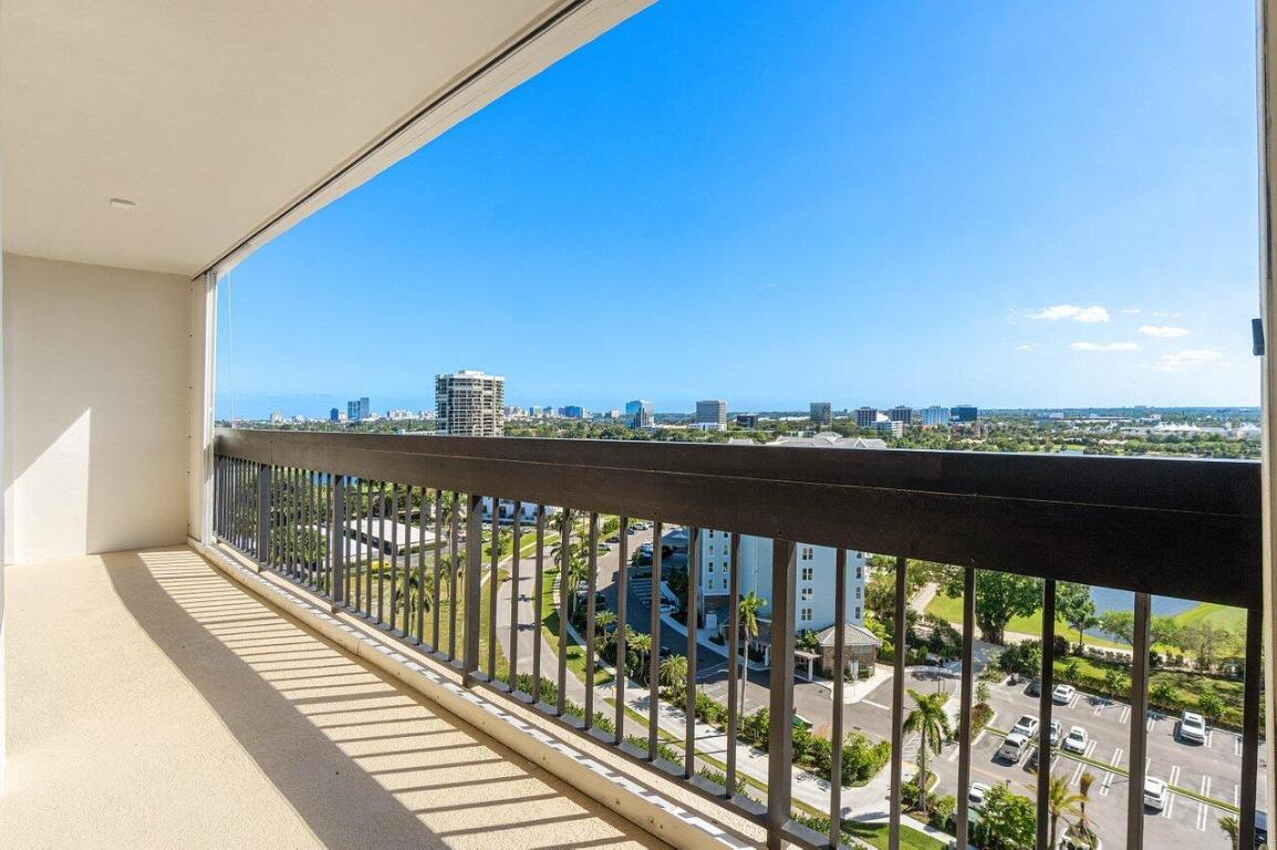 LANDS OF THE PRESIDENT CONDO 3 - Residential