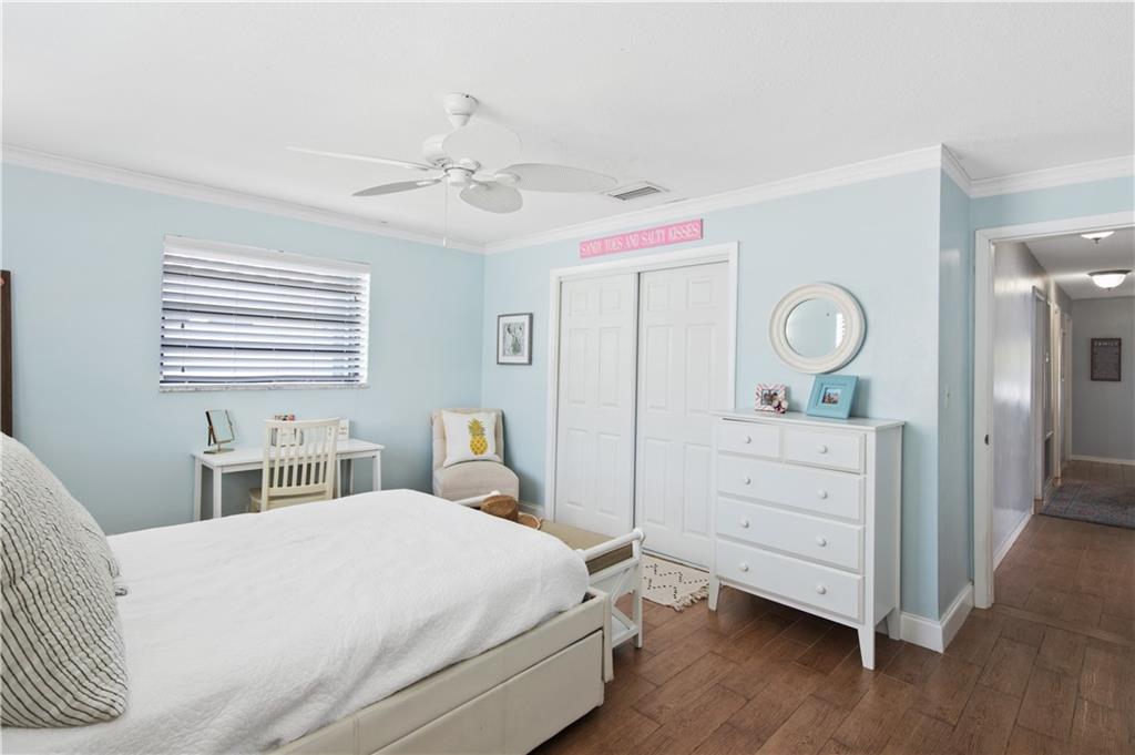 Knoll Ridge - Residential