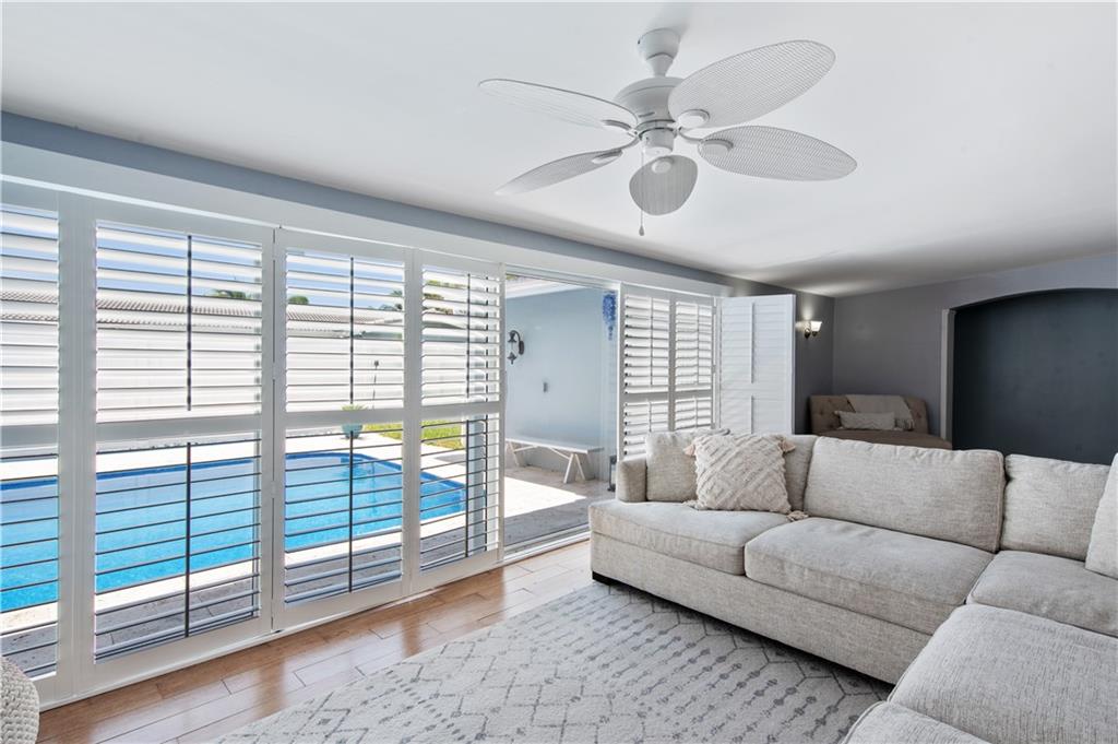 Knoll Ridge - Residential