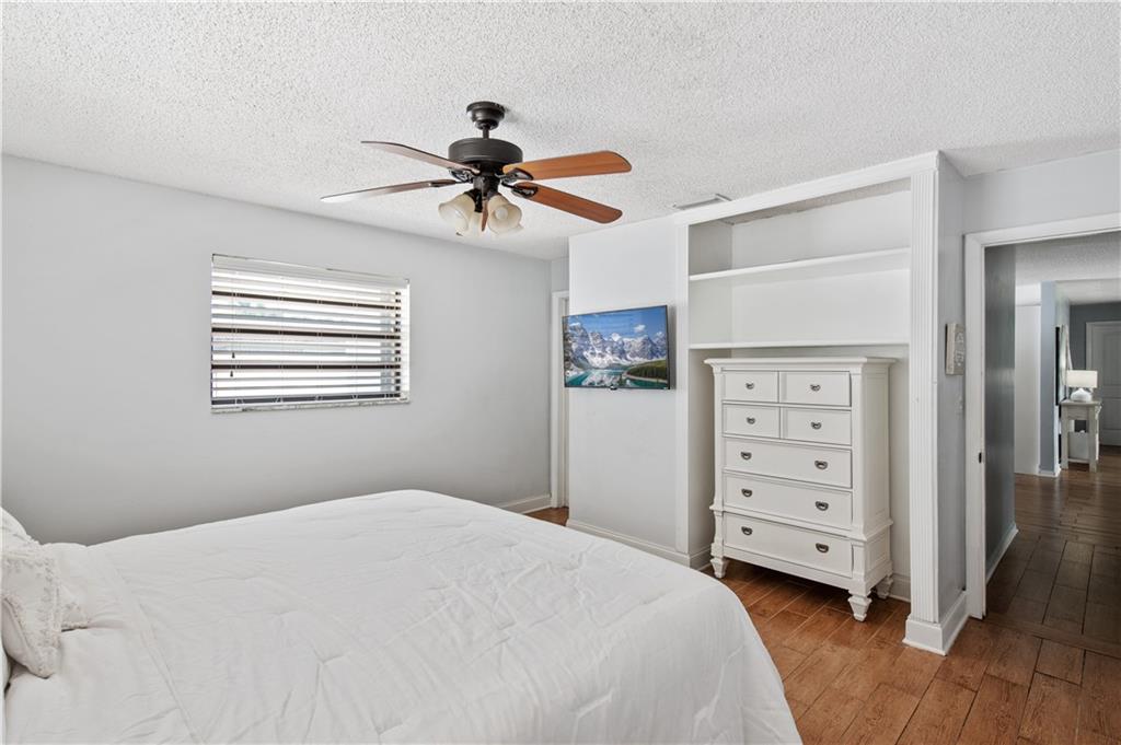 Knoll Ridge - Residential