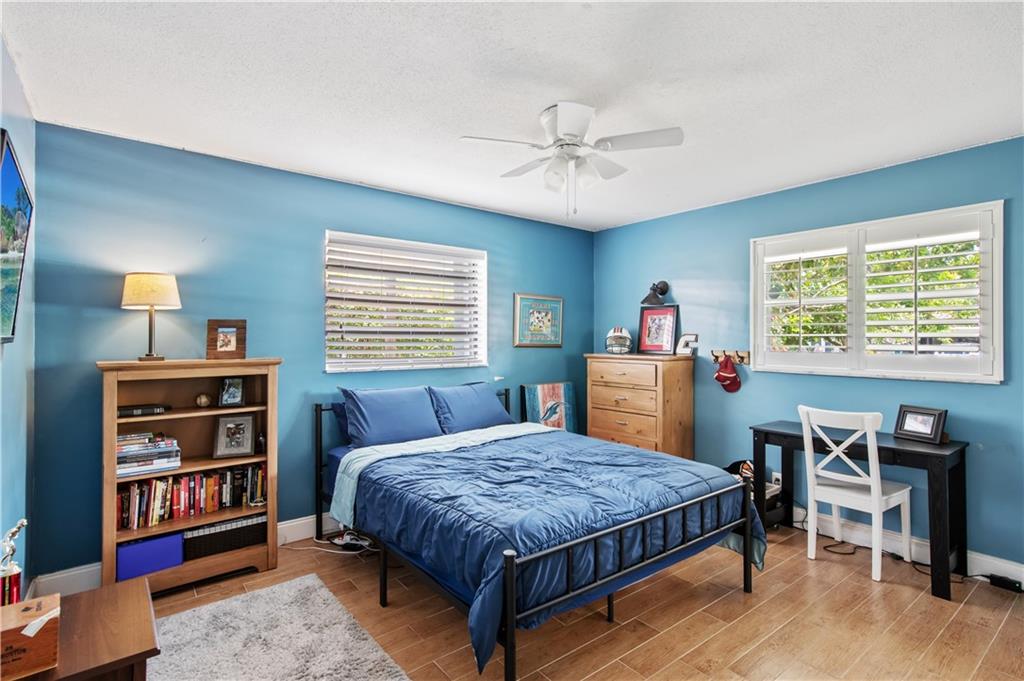 Knoll Ridge - Residential