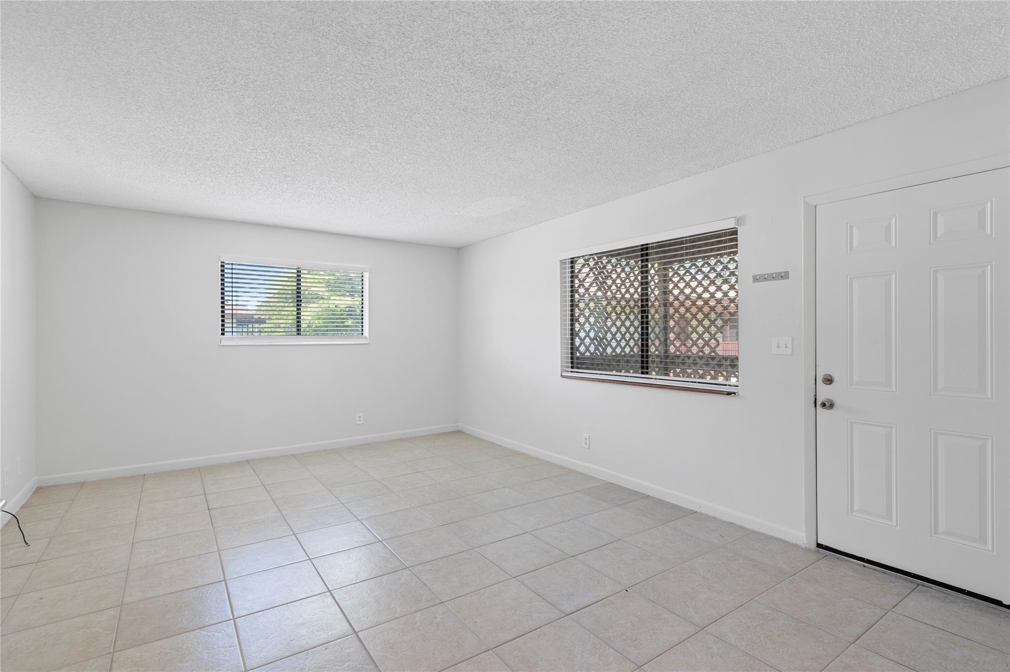 4331 NW 19th St 6