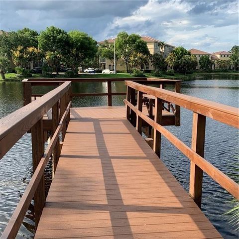 Tiny photo for 250 Jacaranda Drive #203, Plantation, FL 33324 (MLS # F10551881)