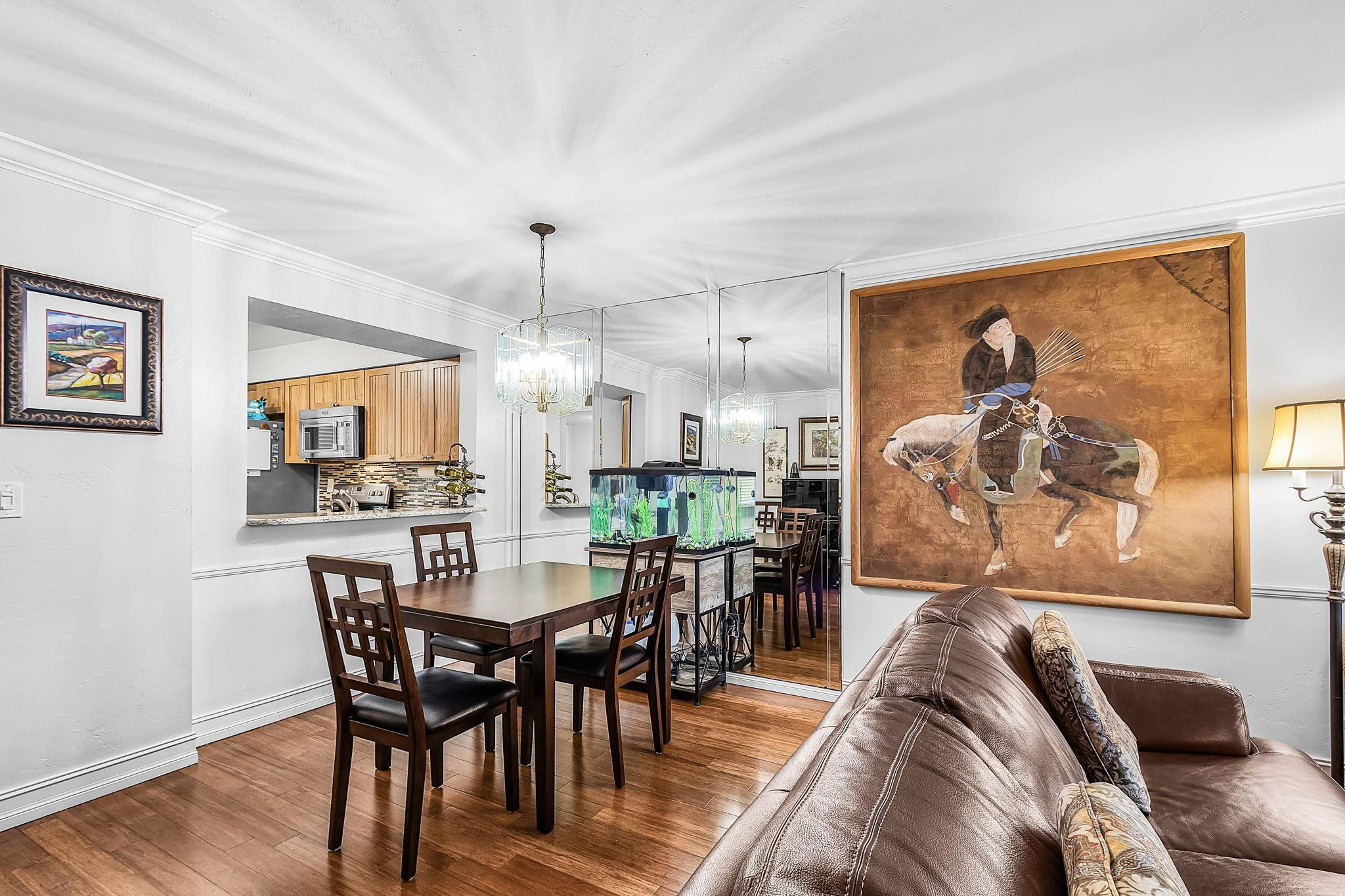 FOXWOOD CONDOMINIUM III - Residential