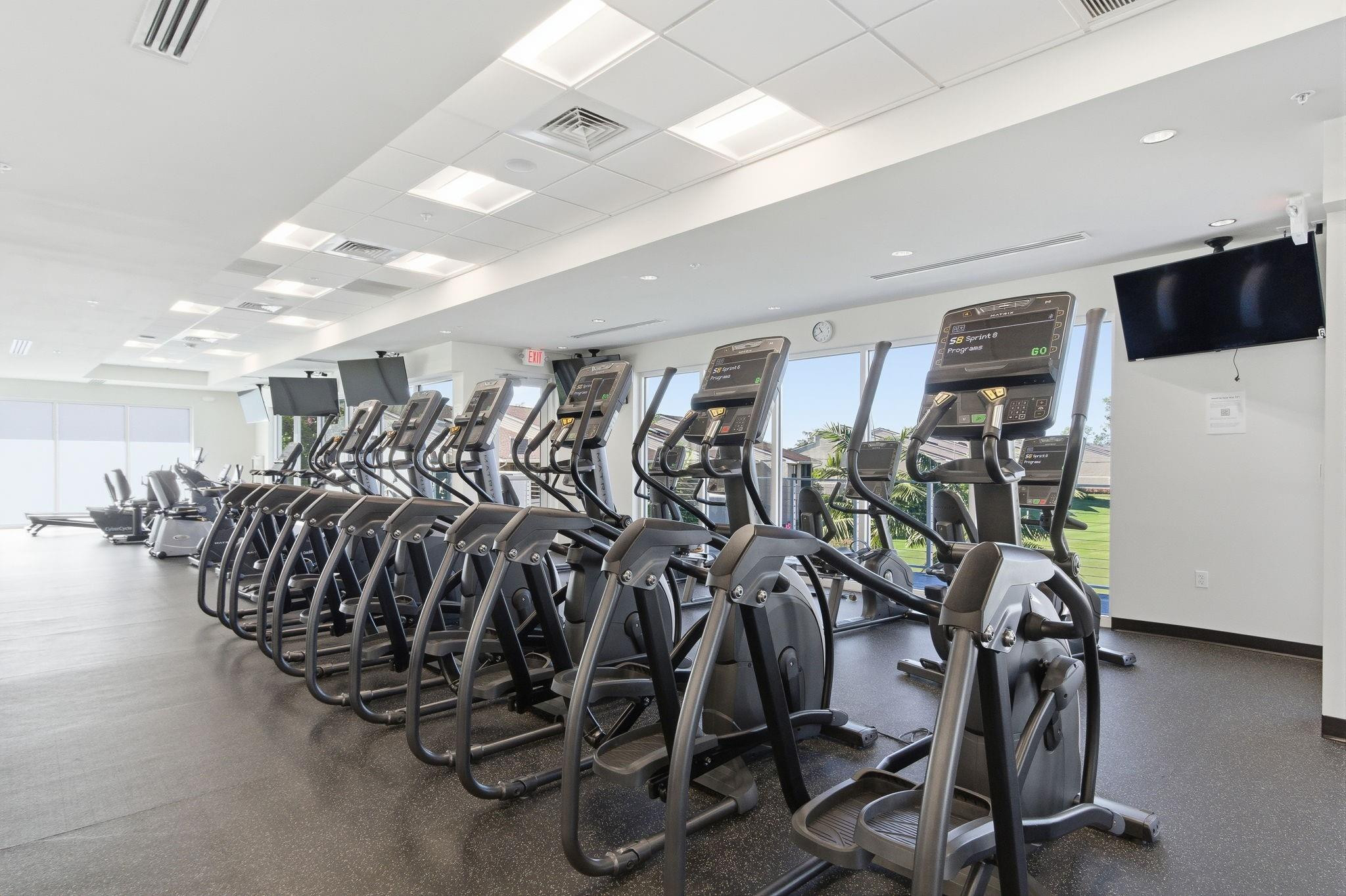 FOXWOOD CONDOMINIUM III - Residential