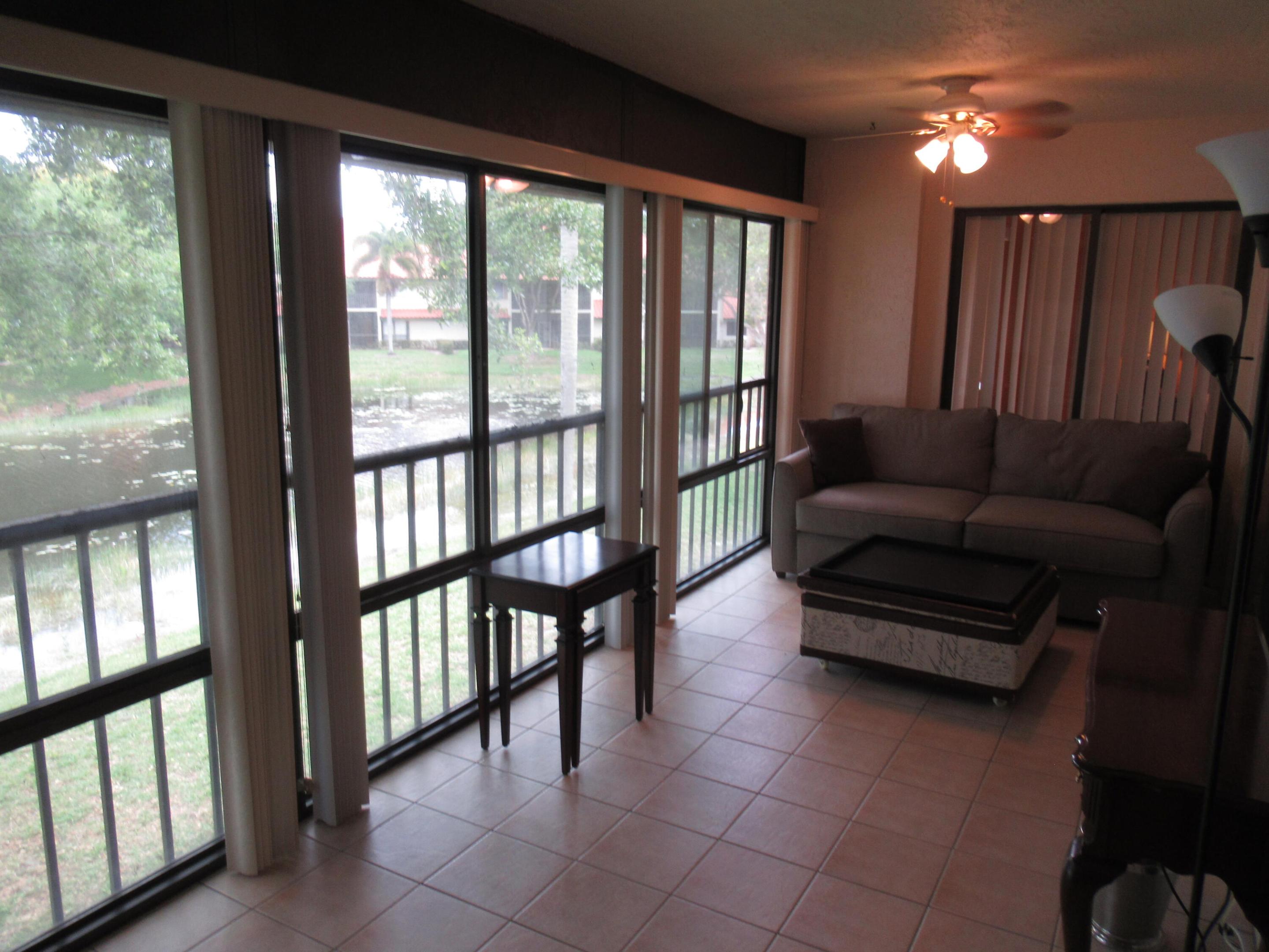 LEXINGTON GREEN CONDO - Residential Lease