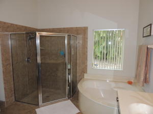 WHITEHORSE ESTATES - Residential Lease