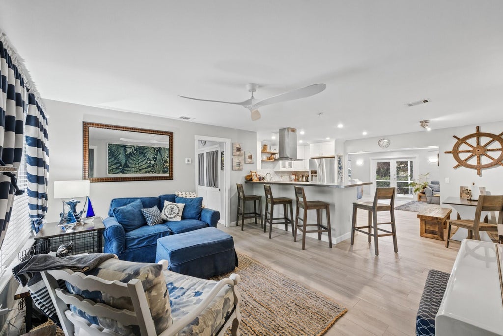 Photo of 1001 Sunset Road, West Palm Beach, FL 33401 (MLS # B26094660)