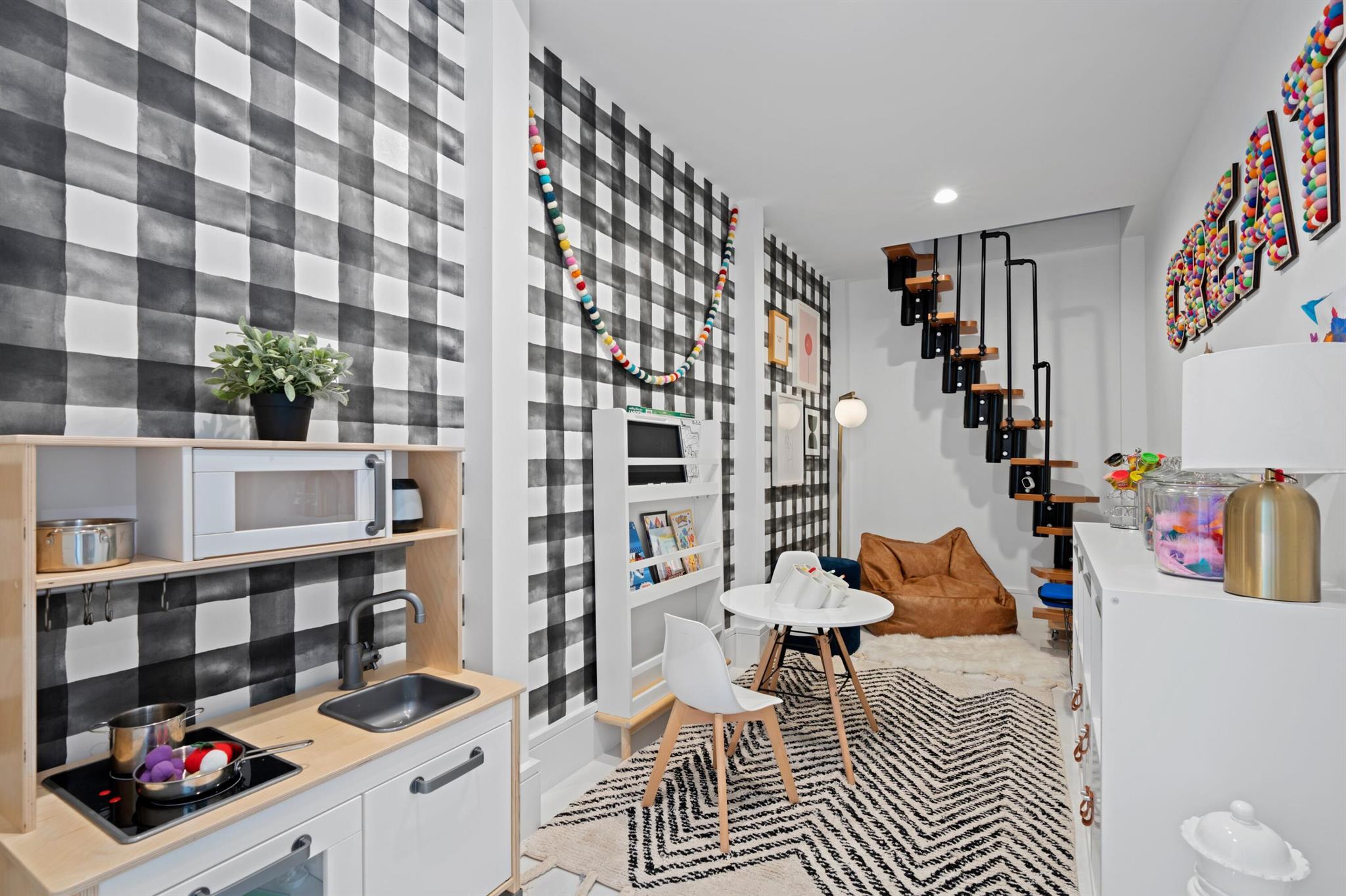 BERMUDA RUN - Residential