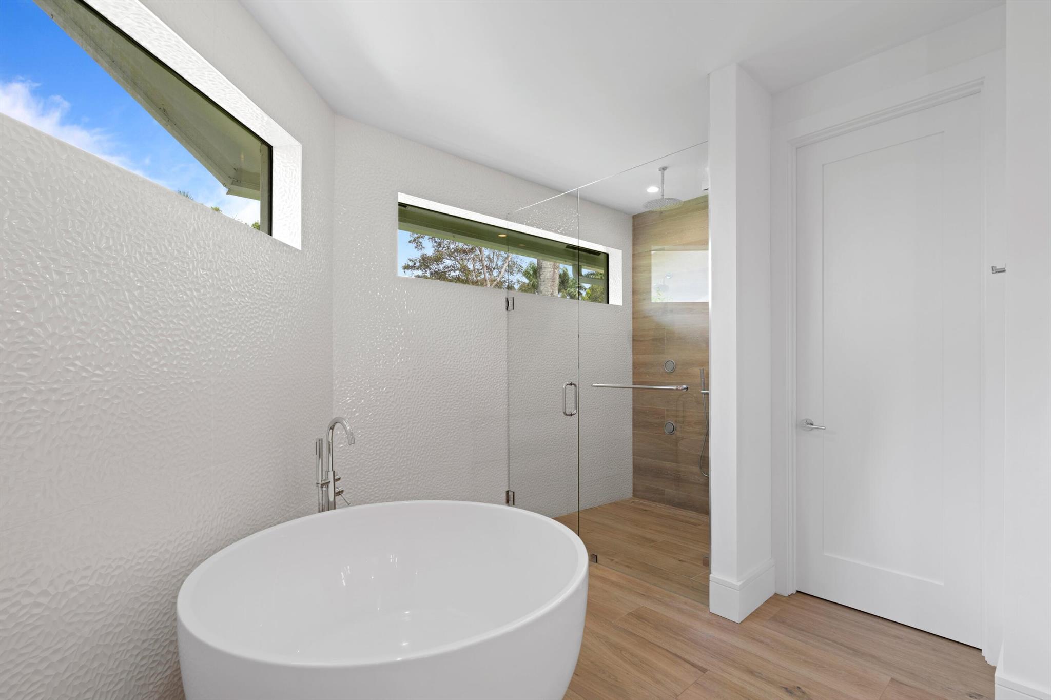 BERMUDA RUN - Residential