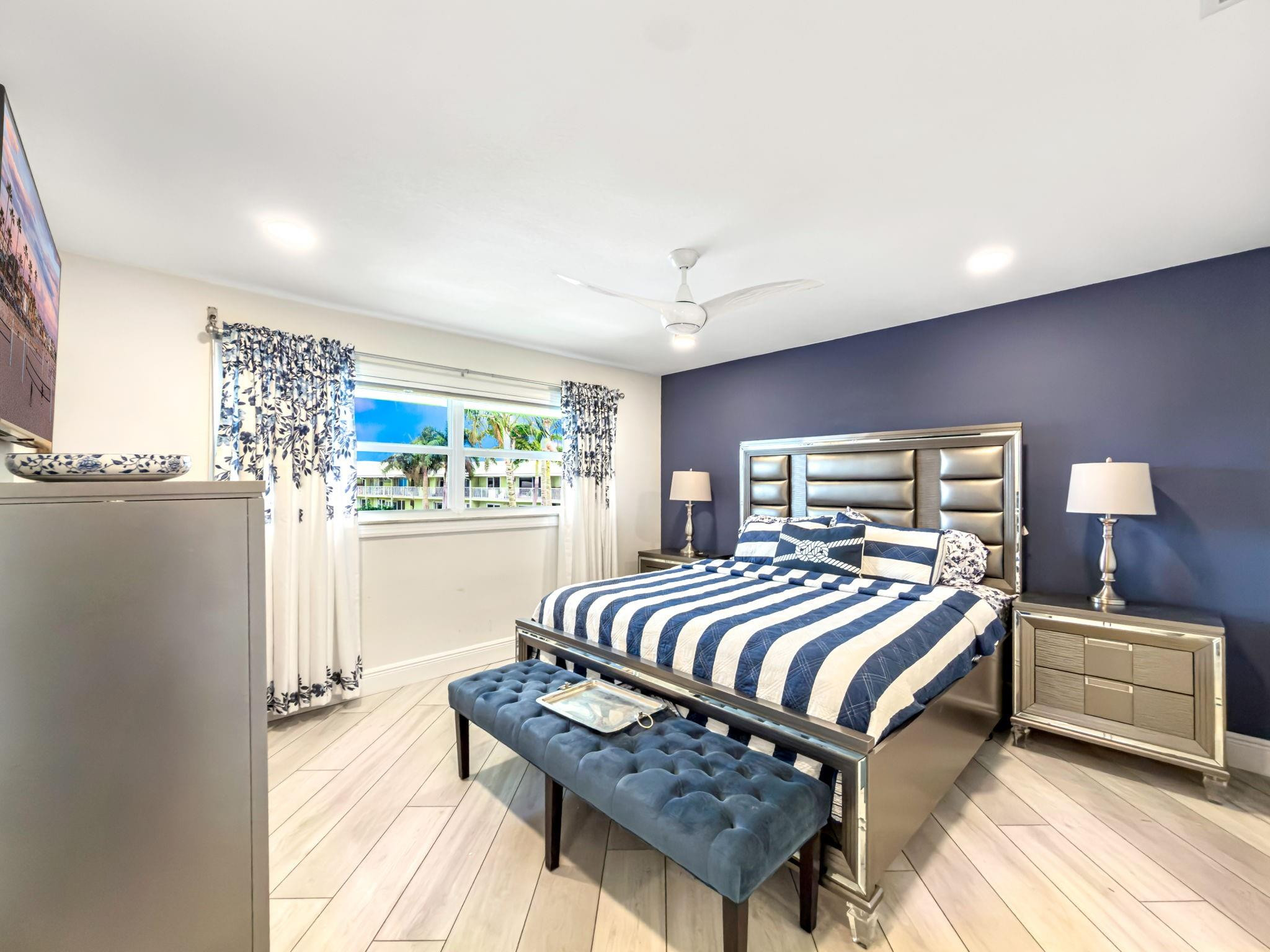 Drexel Arms Condo - Residential