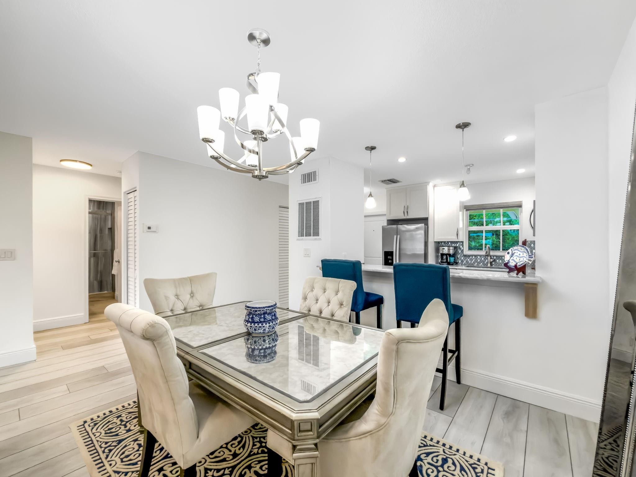 Drexel Arms Condo - Residential