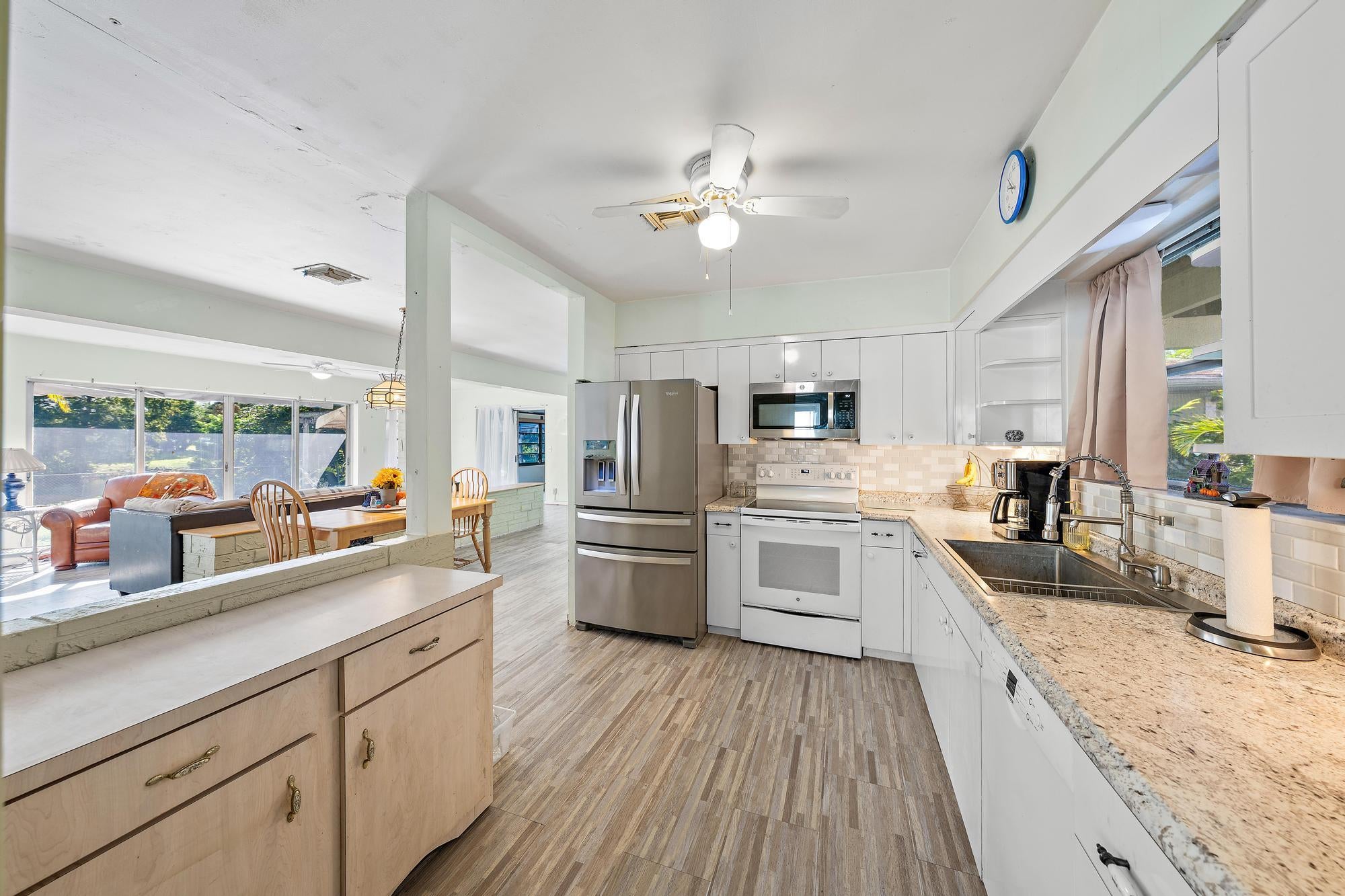 216 TAM O SHANTER Drive