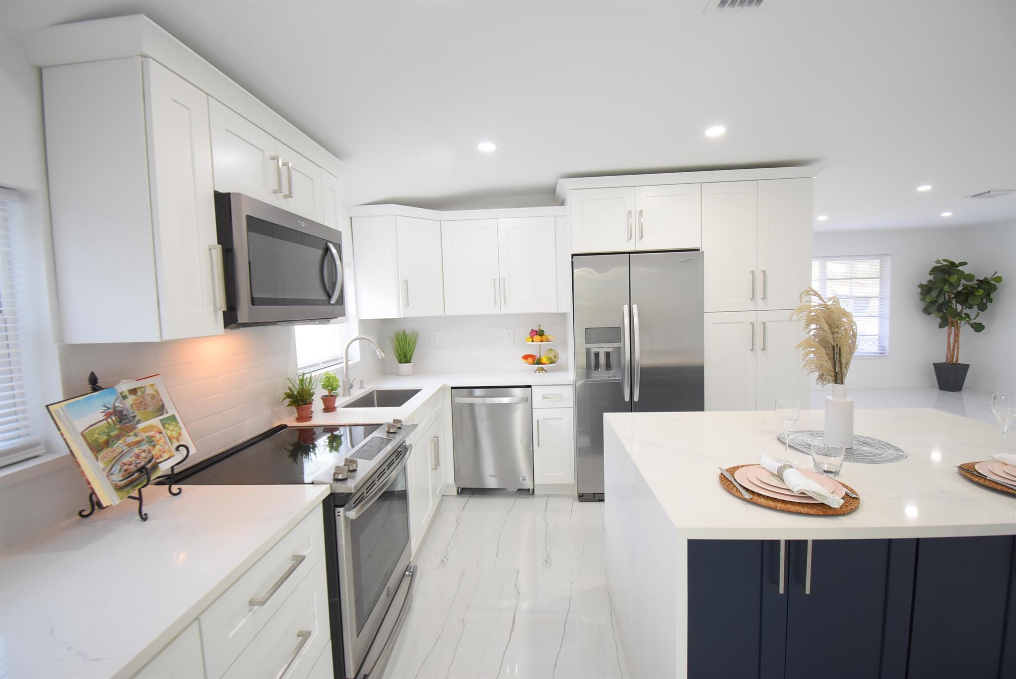 LAUDERDALE LAKES NORTH GA - Residential Lease