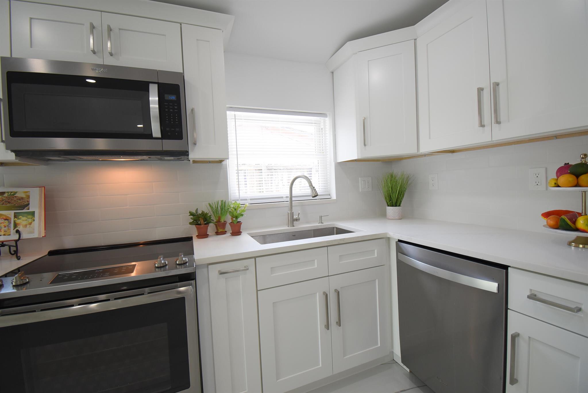 LAUDERDALE LAKES NORTH GA - Residential Lease