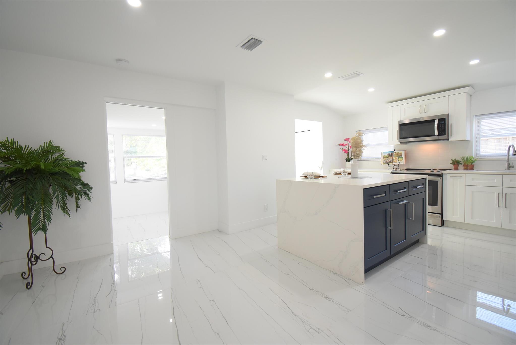 LAUDERDALE LAKES NORTH GA - Residential Lease