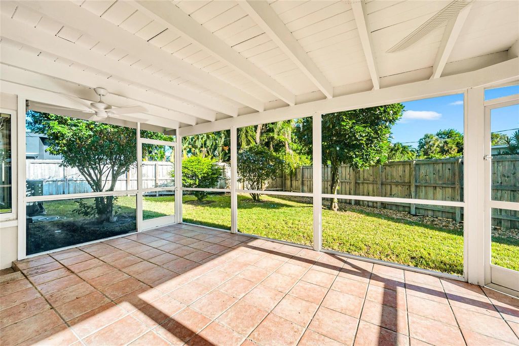 Photo of 2100 Manatee Drive, Fort Lauderdale, FL 33316 (MLS # F10533875)