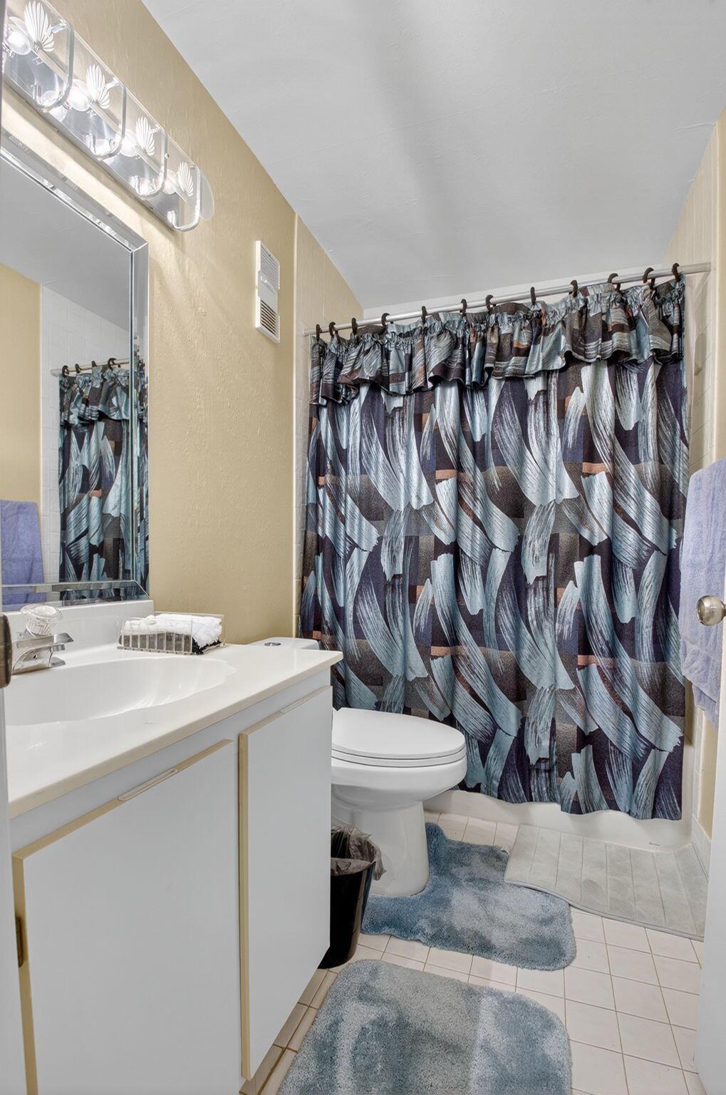 HUNTINGTON POINTE - Residential