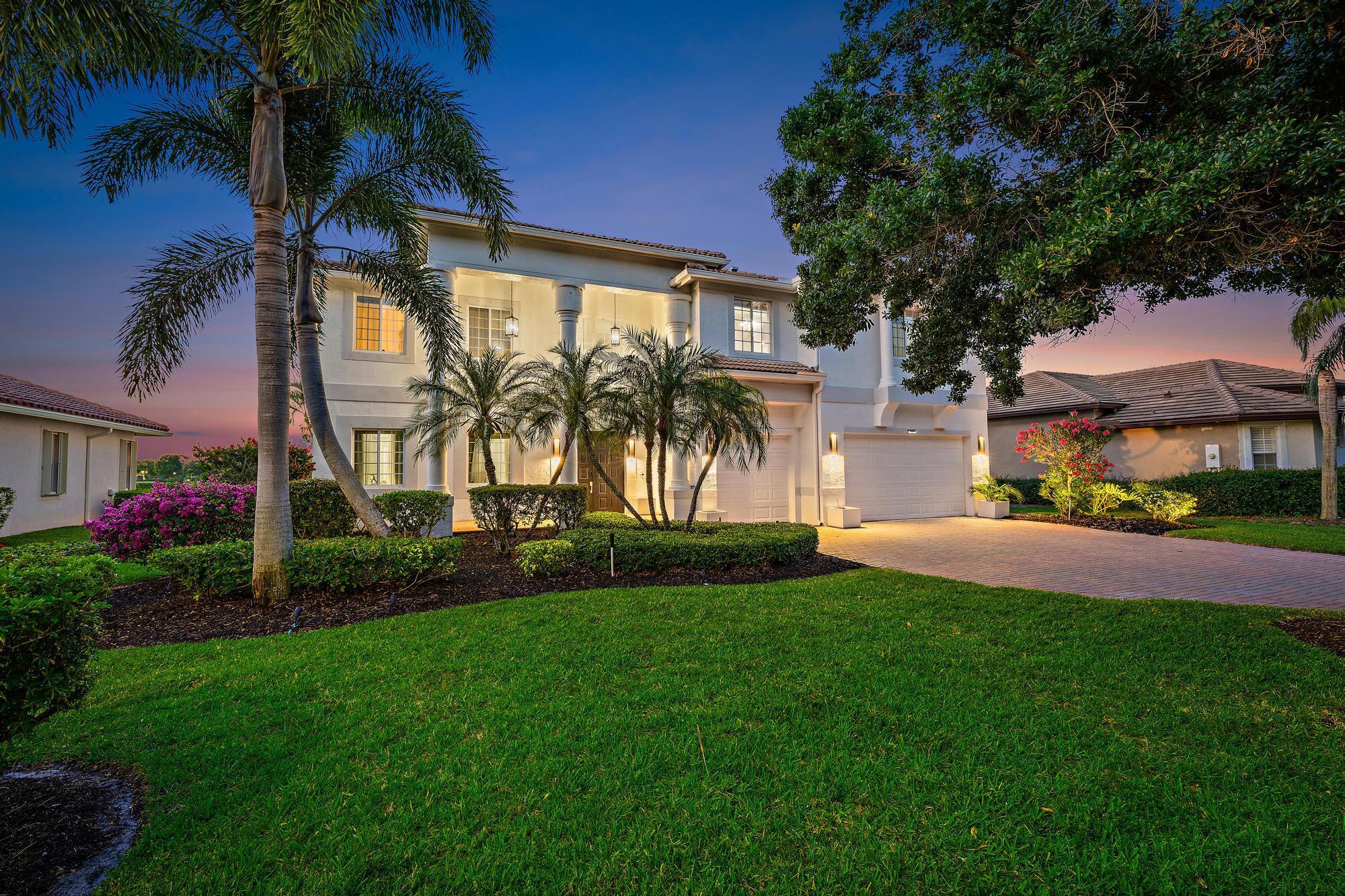 4770 SW Long Bay Drive